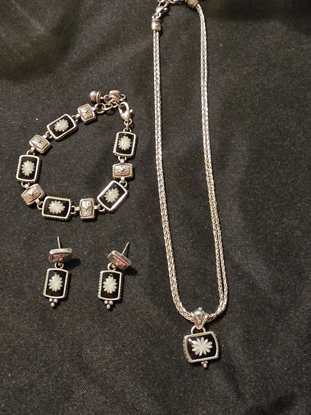 Brighton "Water Lily" Set